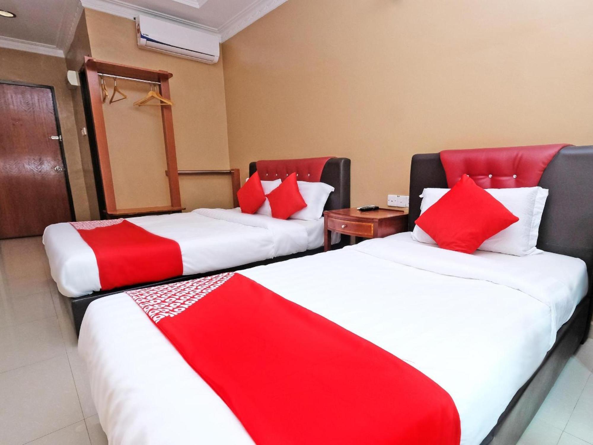 Super Oyo 707 Ayuni Hotel Bangi Exterior foto
