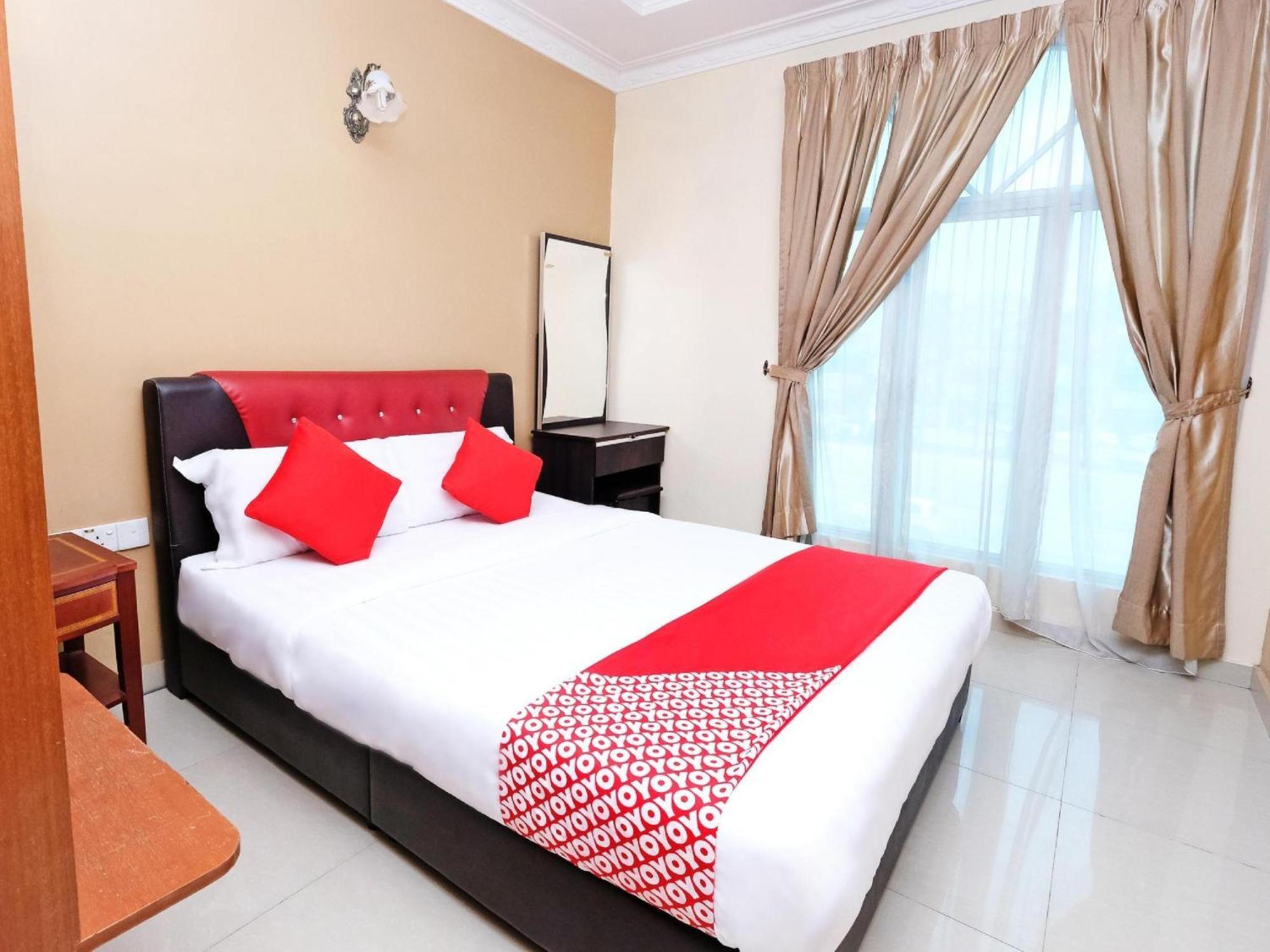Super Oyo 707 Ayuni Hotel Bangi Exterior foto