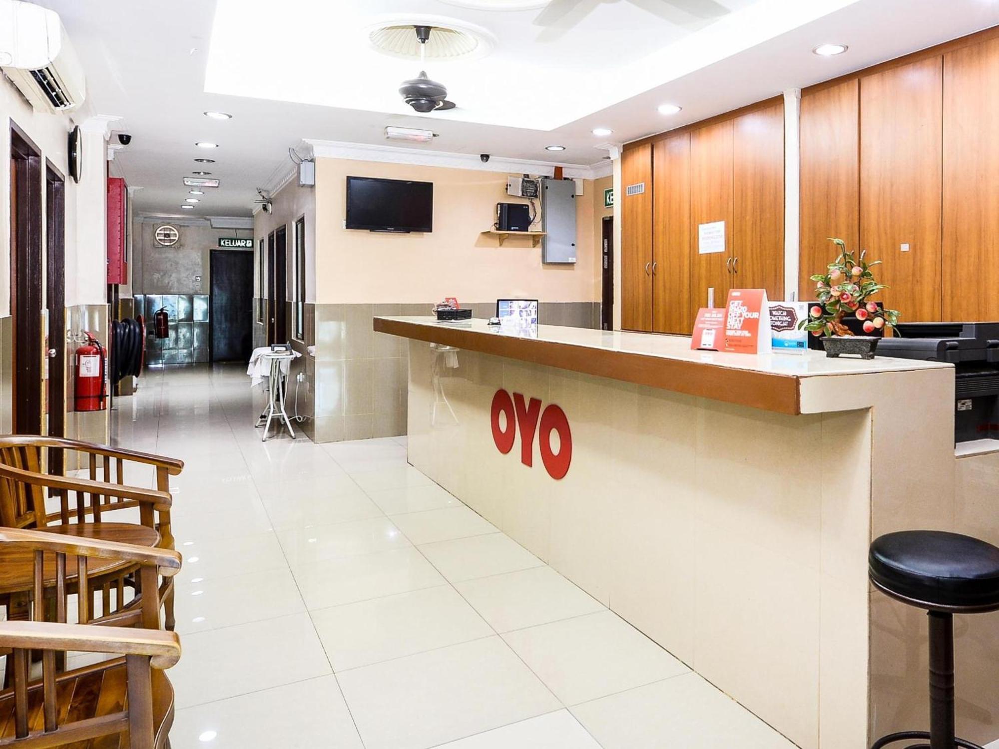 Super Oyo 707 Ayuni Hotel Bangi Exterior foto